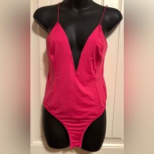 SHEIN petite hot pink body suit. Never worn

Smoke free pet friendly home